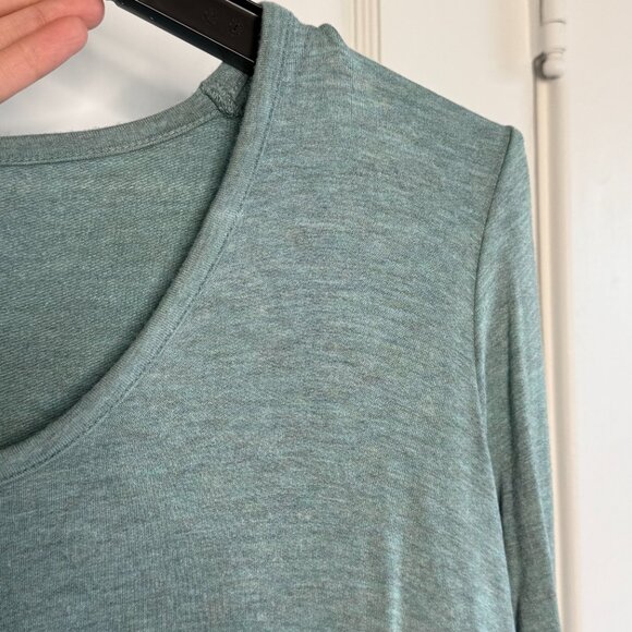 Lou & Grey | Light Teal Buttery Soft Scoop Neck Long Sleeve Tunic Shirt Top - Picture 4 of 6